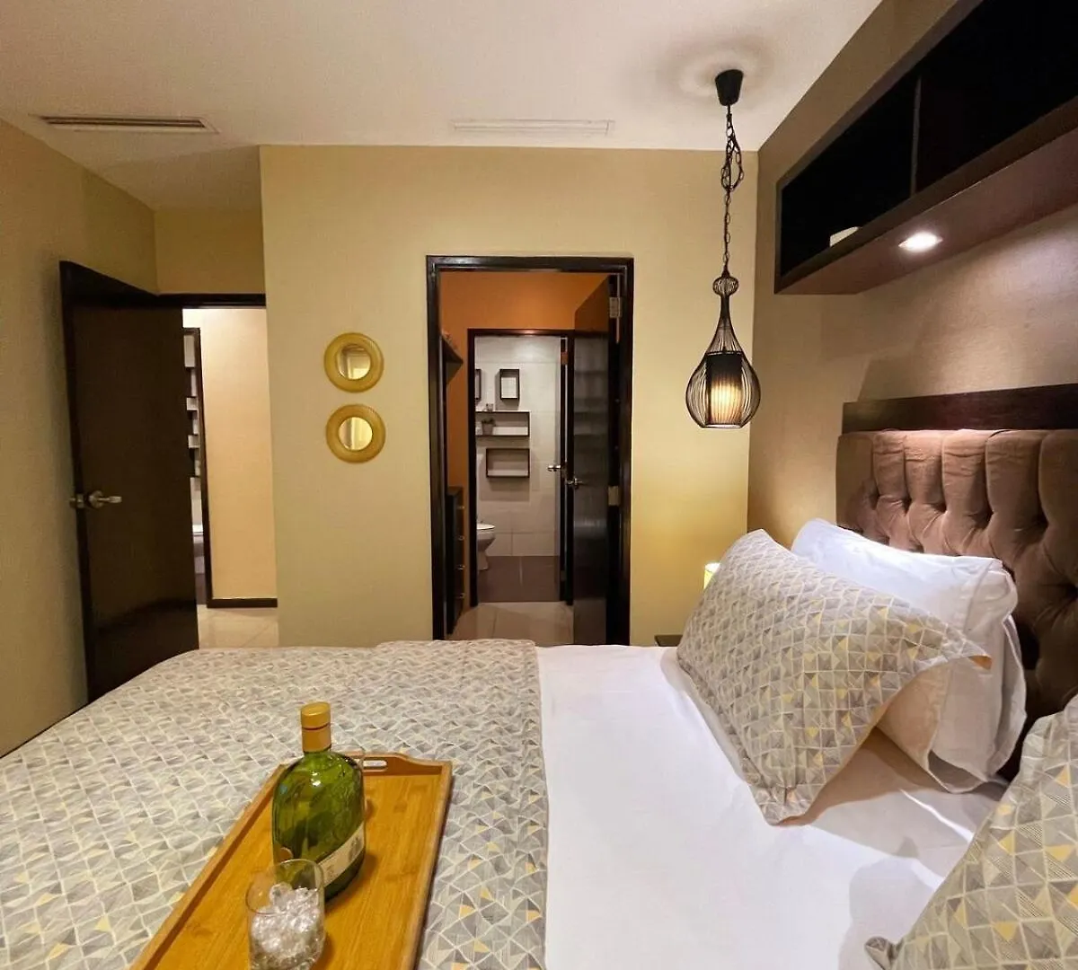 Ecuabook Omnihospital Torre Sol 702 Apartment Guayaquil