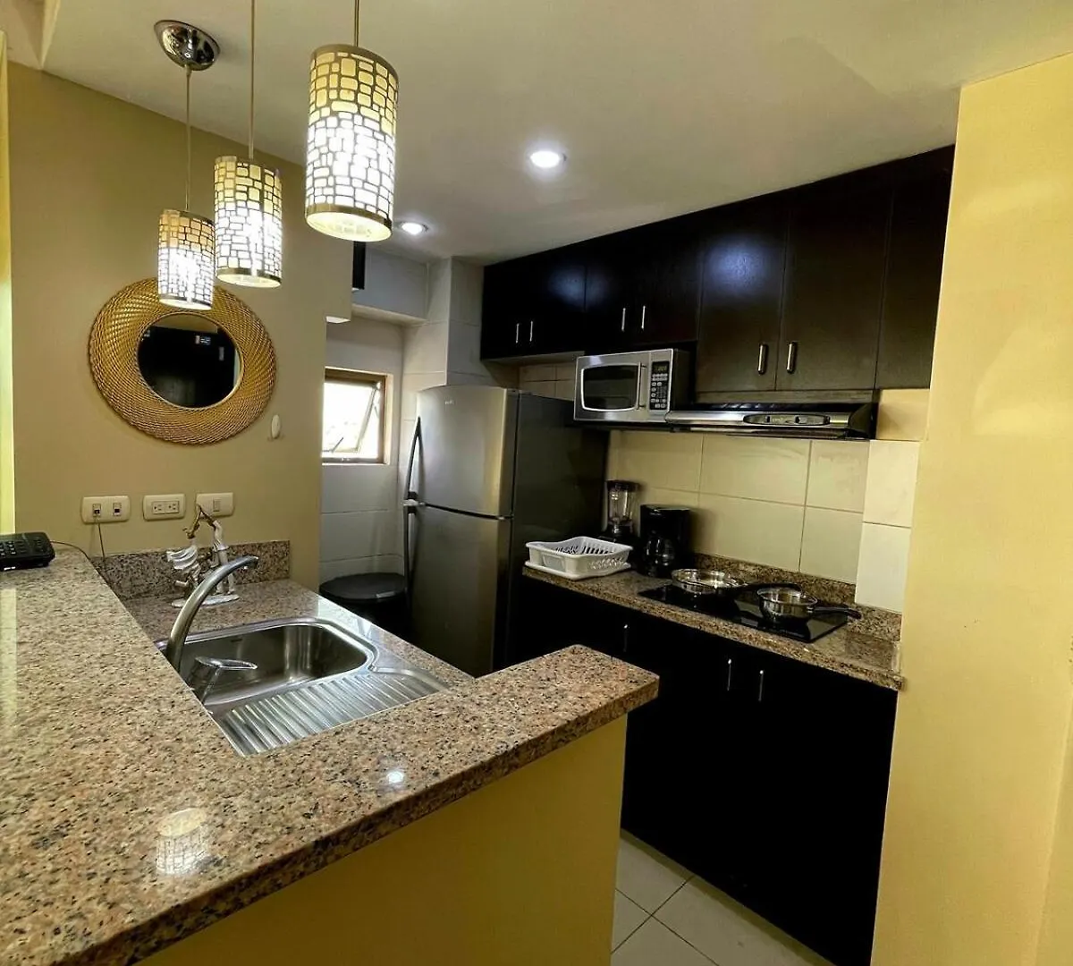 Ecuabook Omnihospital Torre Sol 702 Apartment Guayaquil